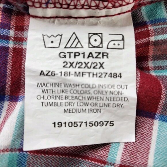 Chic Plaid Blouse Size 2X Button Front Sleeve Slit and Cuff Red Blue Vintage Y2K - Picture 11 of 15